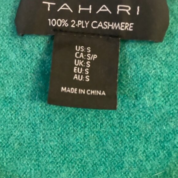 Elie Tahari 100% Cashmere V-Neck dolman sleeve sweater in emerald green - Picture 4 of 6